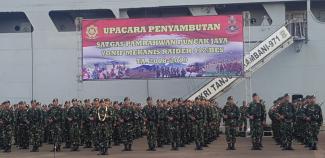 KRI Tanjung Kambani 971 Debarkasi Satgas Purna Tugas Pamtas RI - Papua Nugini